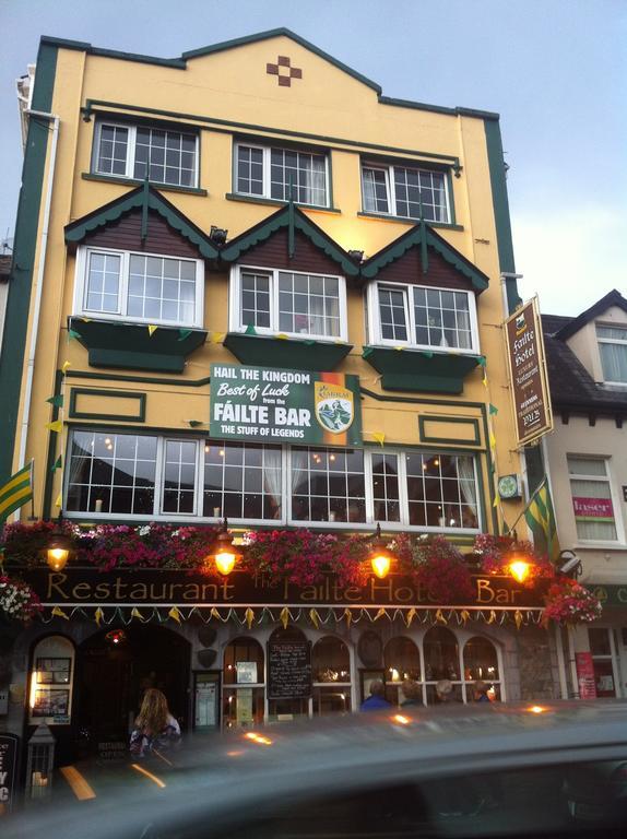 Failte Hotel Cill Airne Exteriör bild